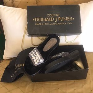 Donald Pliner sandals